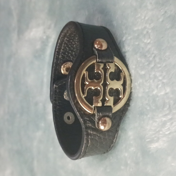 Tory Burch Accessories - Tory Burch black leather band bracelet.